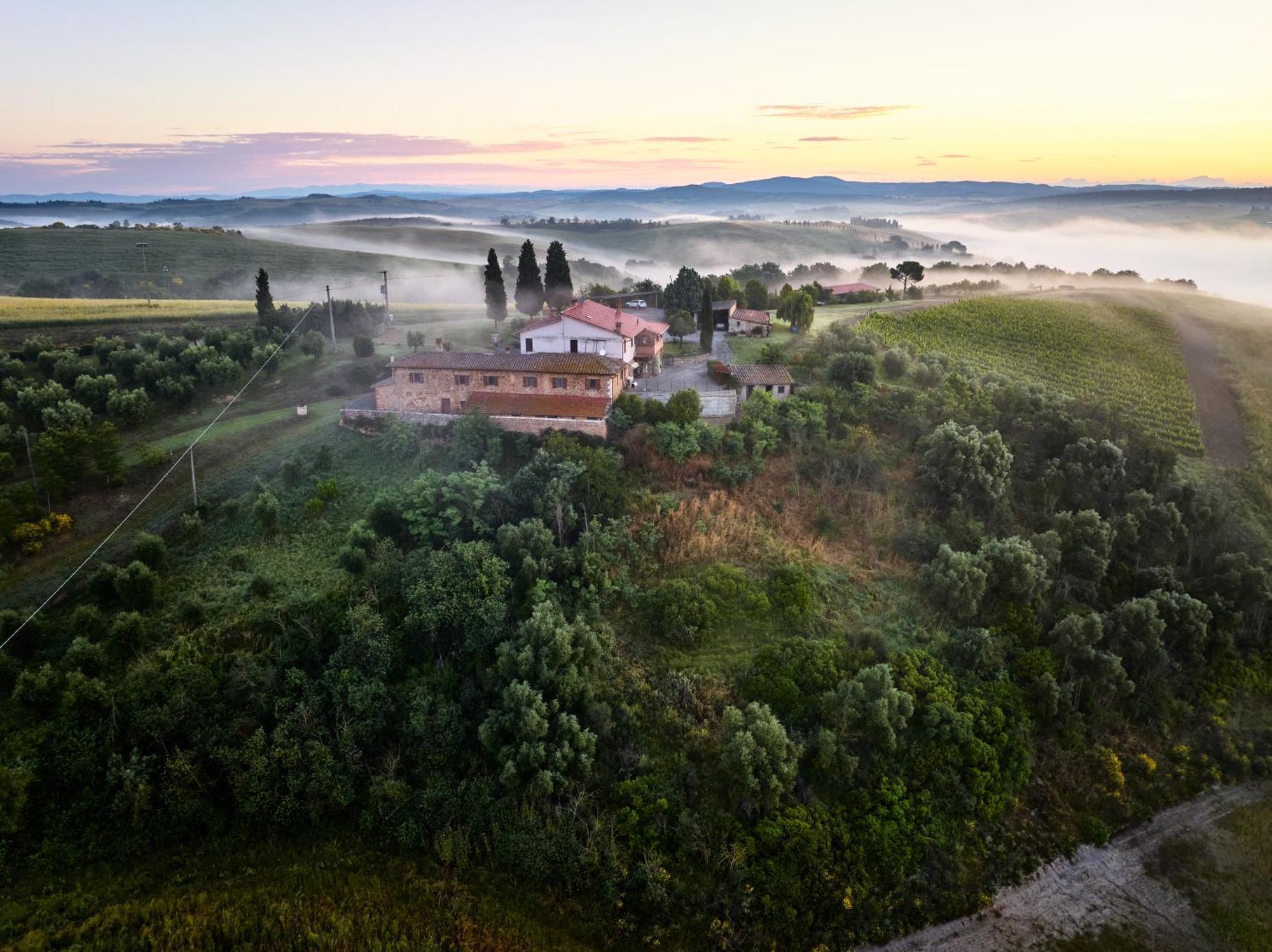 Agriturismo La Buca Di Bellugi San Quirico d'Orcia Exterior photo