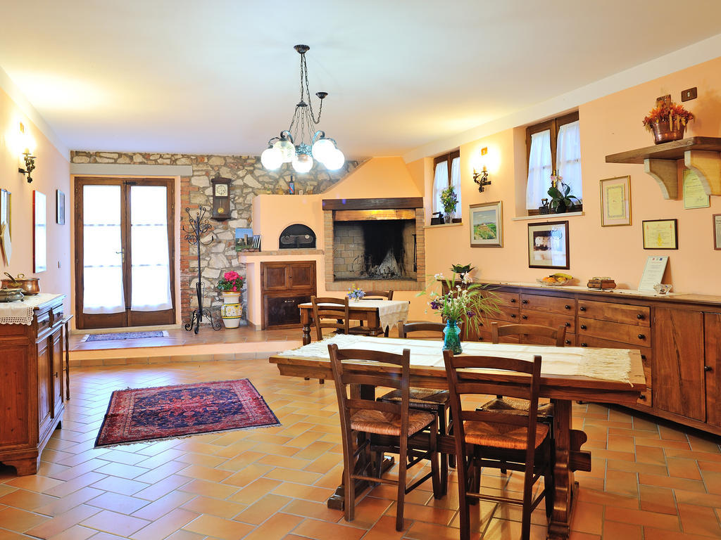 Agriturismo La Buca Di Bellugi San Quirico d'Orcia Exterior photo